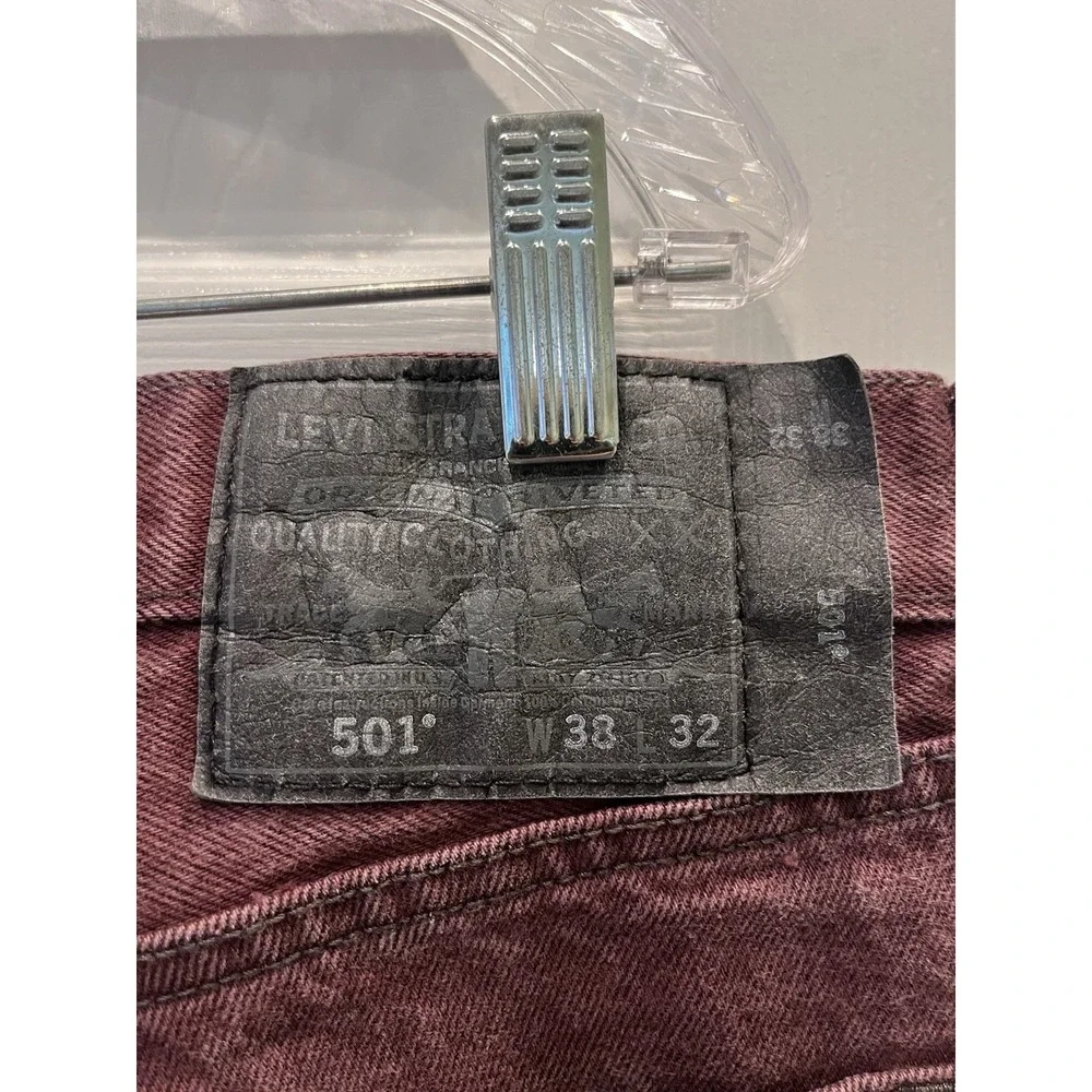 Levis 501 Jeans Men 38x32 Burgundy Wash Button Fly Straight‎ Leg Blank Tab